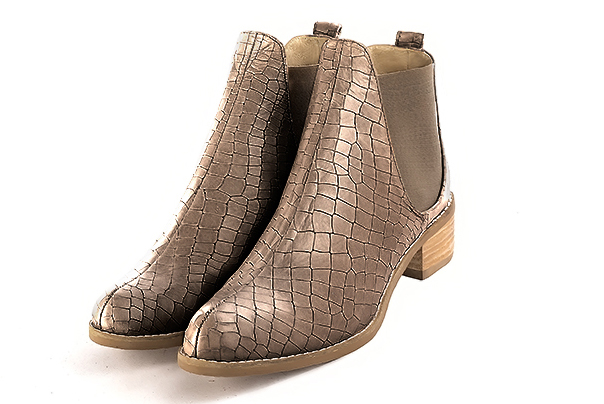 Bronze beige women's ankle boots, with elastics. Round toe. Low leather soles. Front view - Florence KOOIJMAN